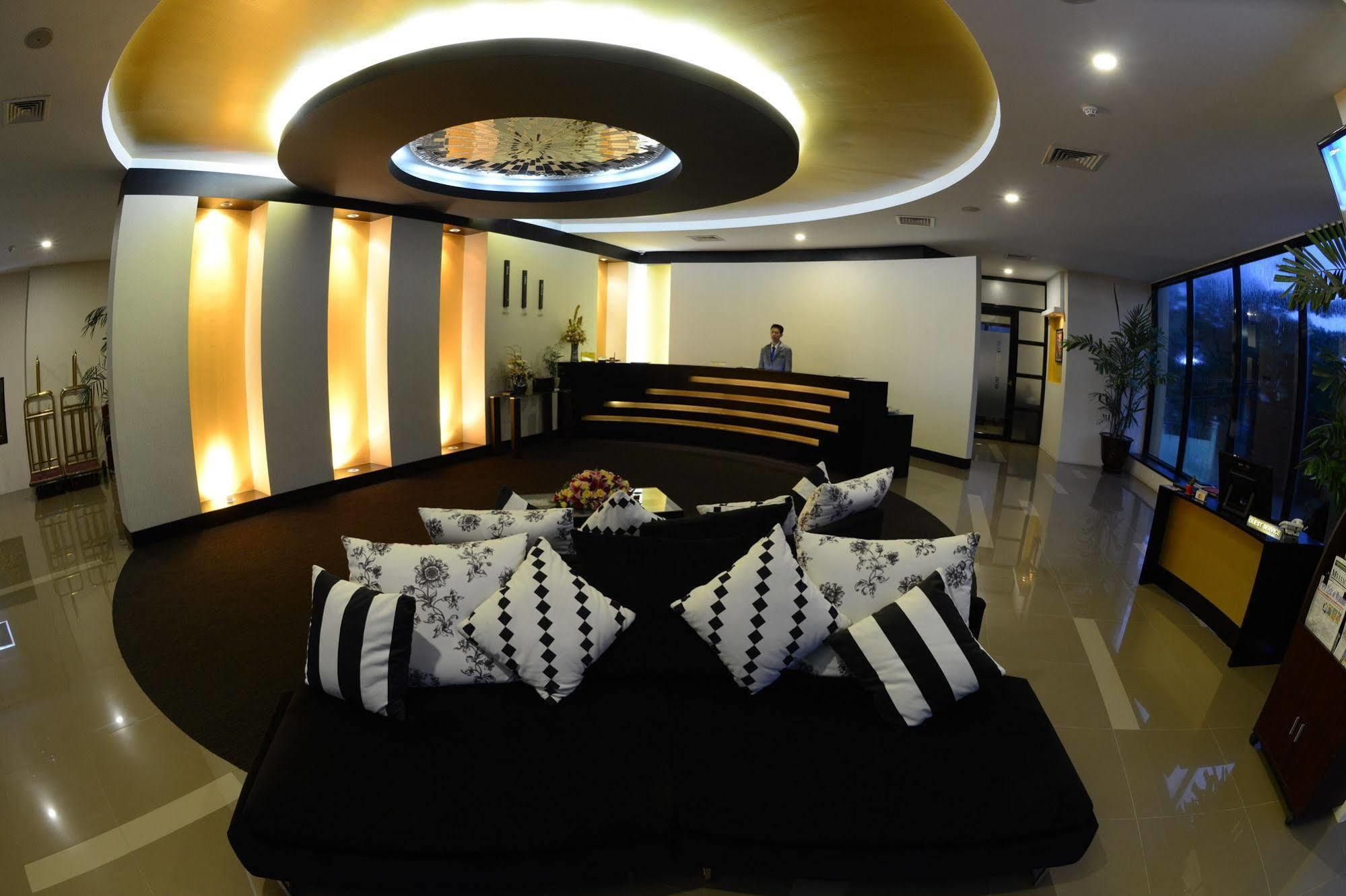 Avenue 64 Hotel Yangon Luaran gambar