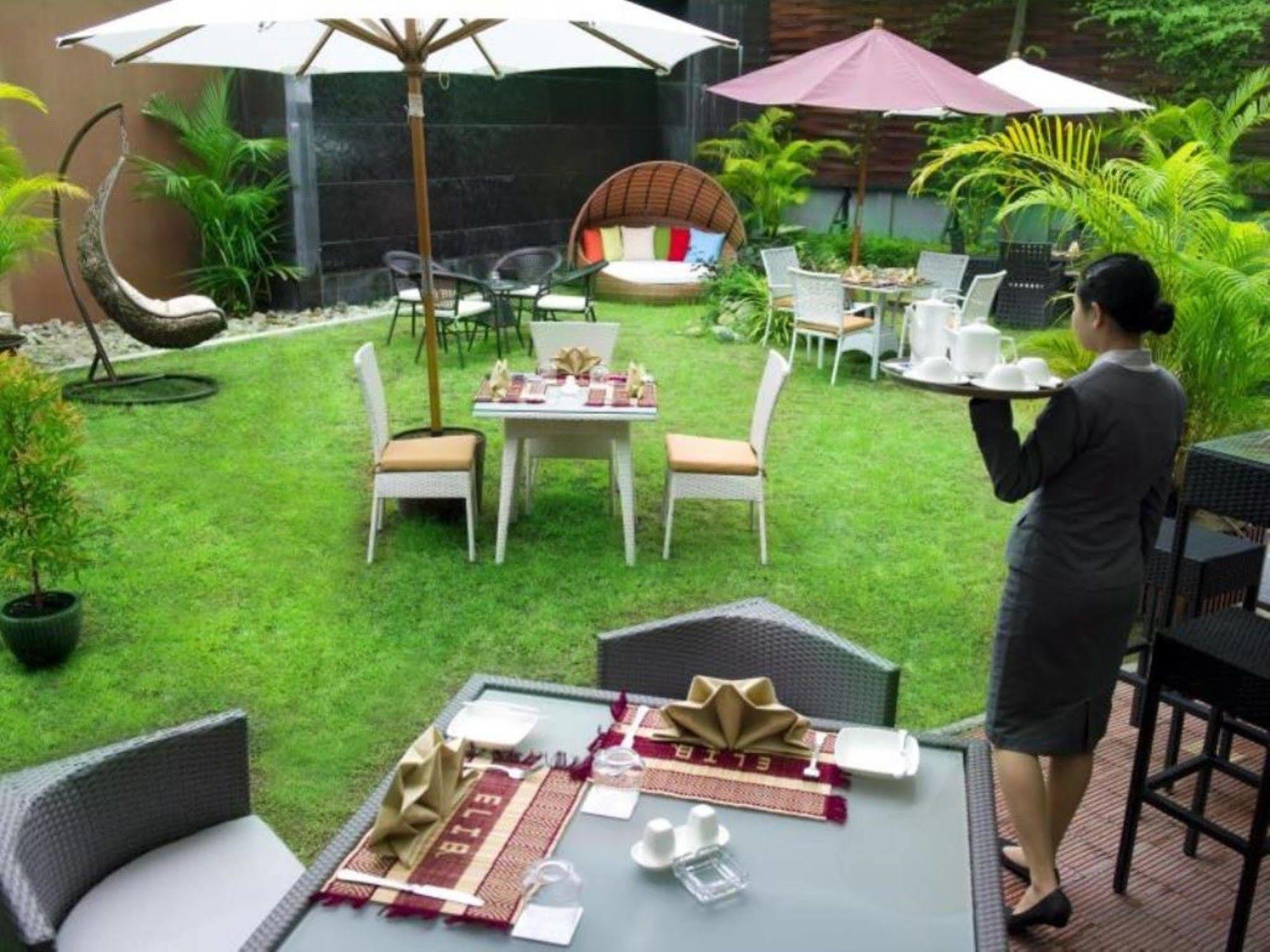 Avenue 64 Hotel Yangon Luaran gambar