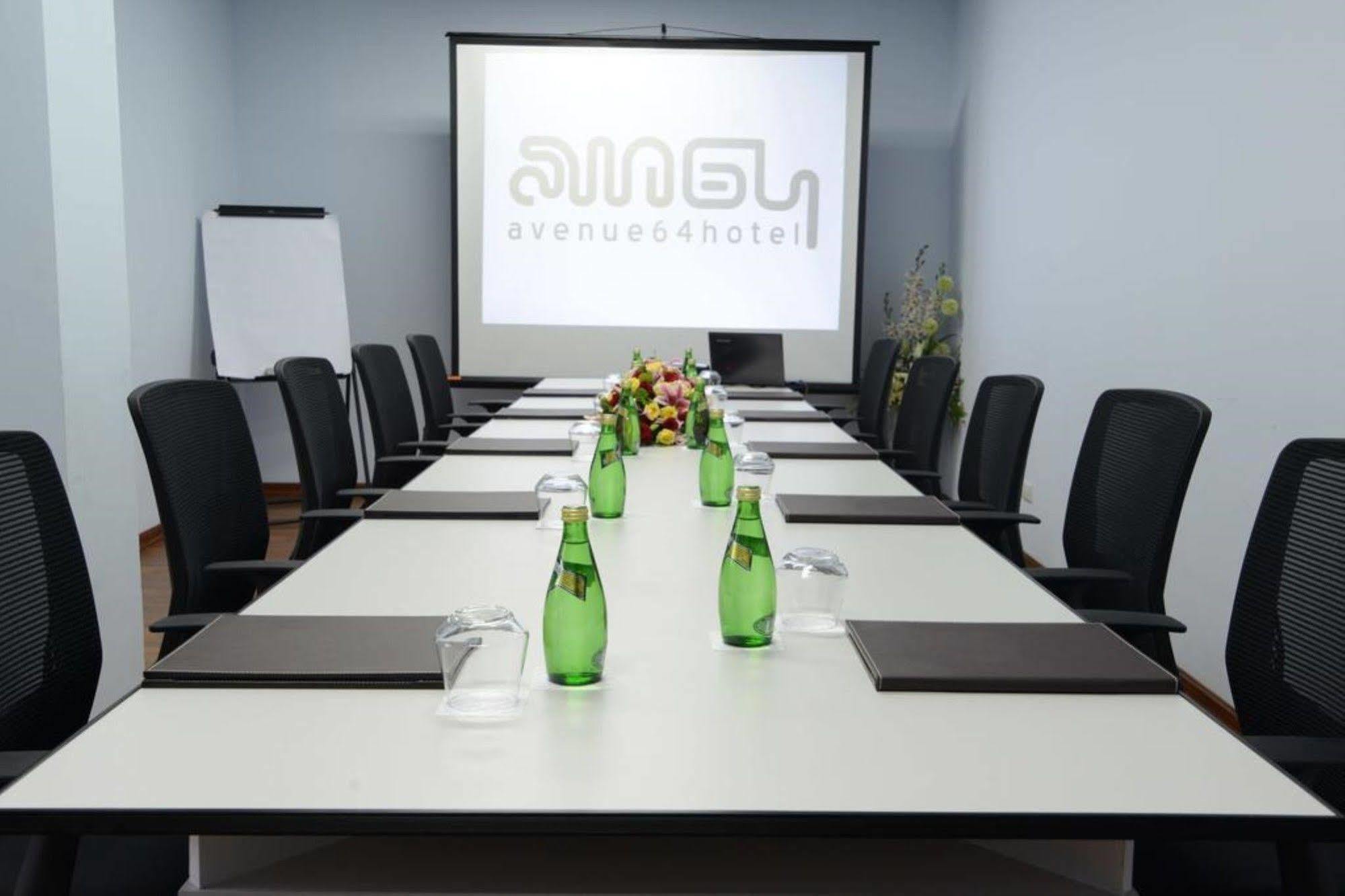 Avenue 64 Hotel Yangon Luaran gambar
