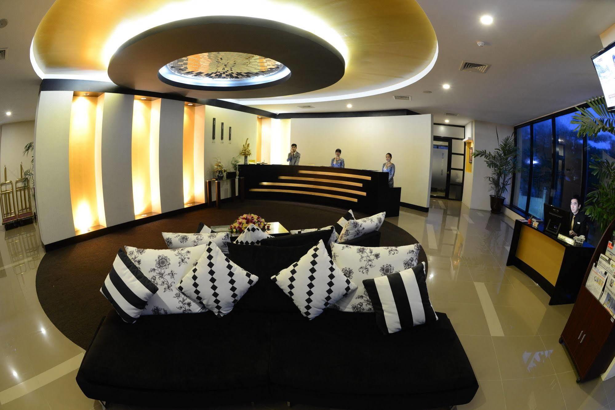 Avenue 64 Hotel Yangon Luaran gambar